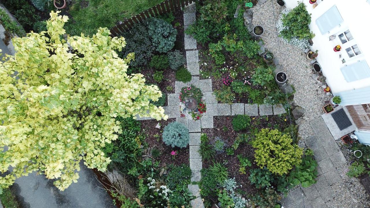 La Maison Des Fleurs Montembœuf エクステリア 写真